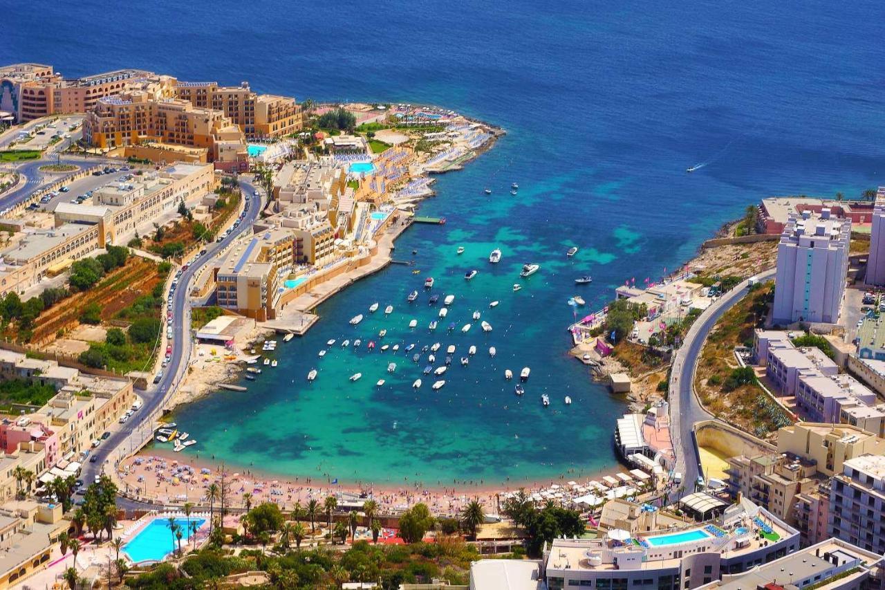 Unbeatable Location Valletta And Harbour Views Apartment Sliema Exterior photo