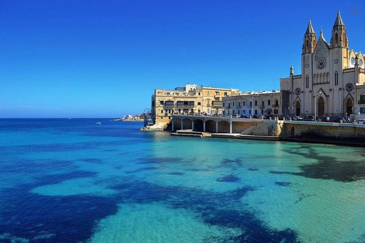 Unbeatable Location Valletta And Harbour Views Apartment Sliema Exterior photo