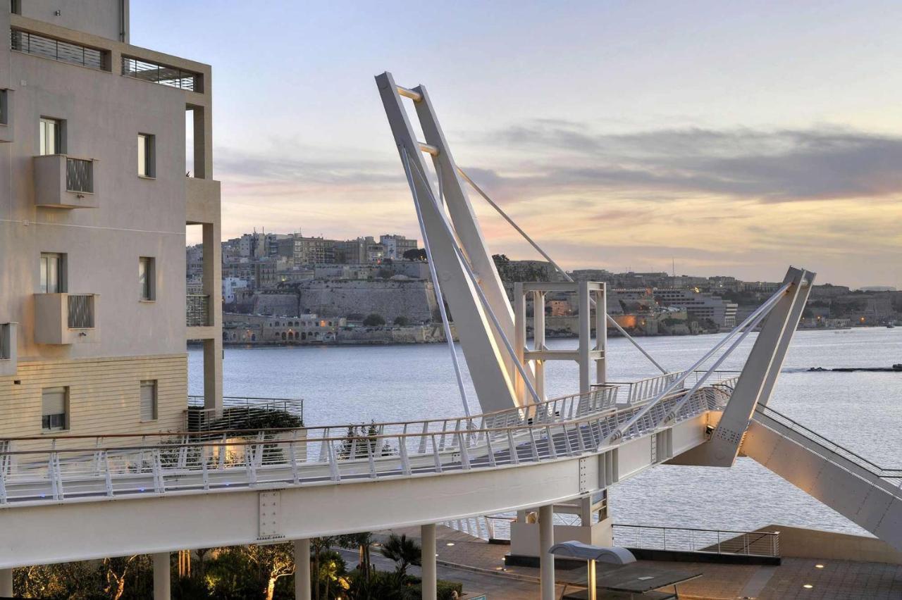 Unbeatable Location Valletta And Harbour Views Apartment Sliema Exterior photo